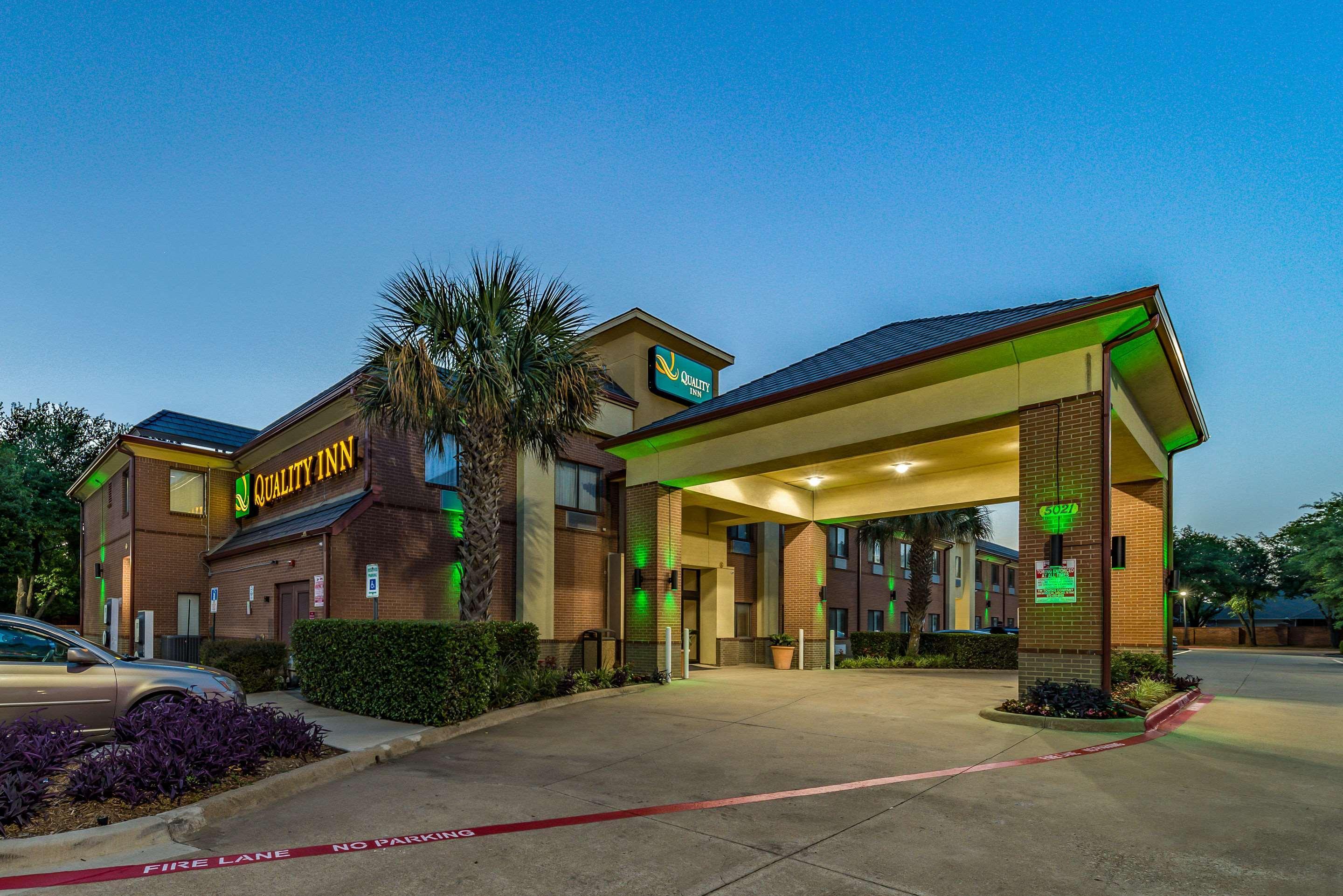 Quality Inn West Plano - Dallas Exterior photo