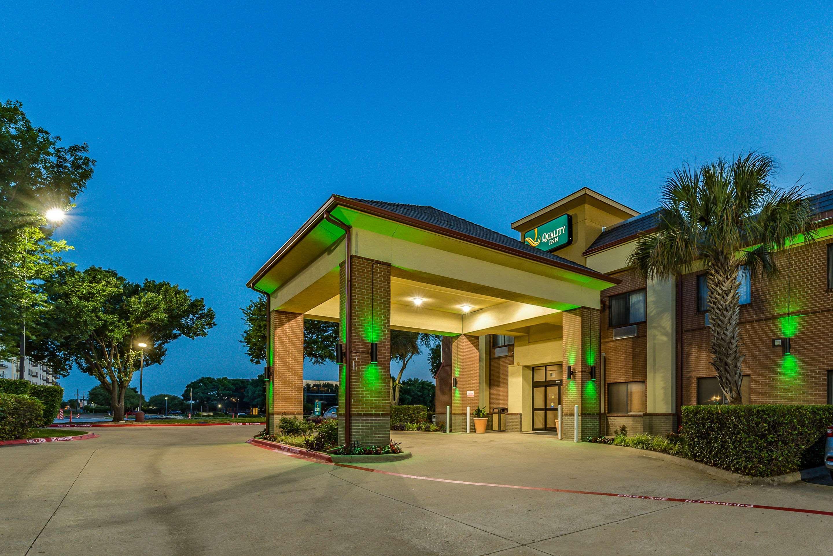 Quality Inn West Plano - Dallas Exterior photo