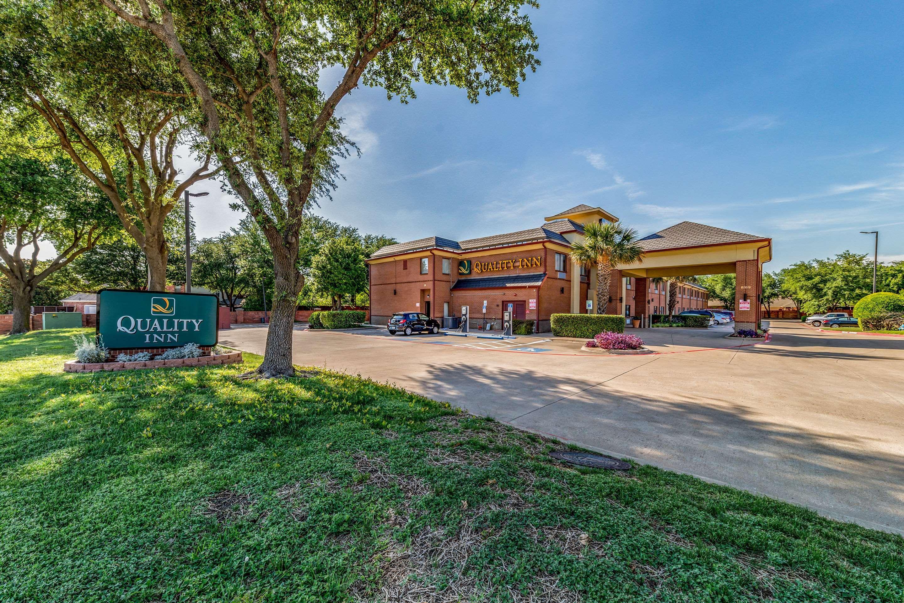 Quality Inn West Plano - Dallas Exterior photo